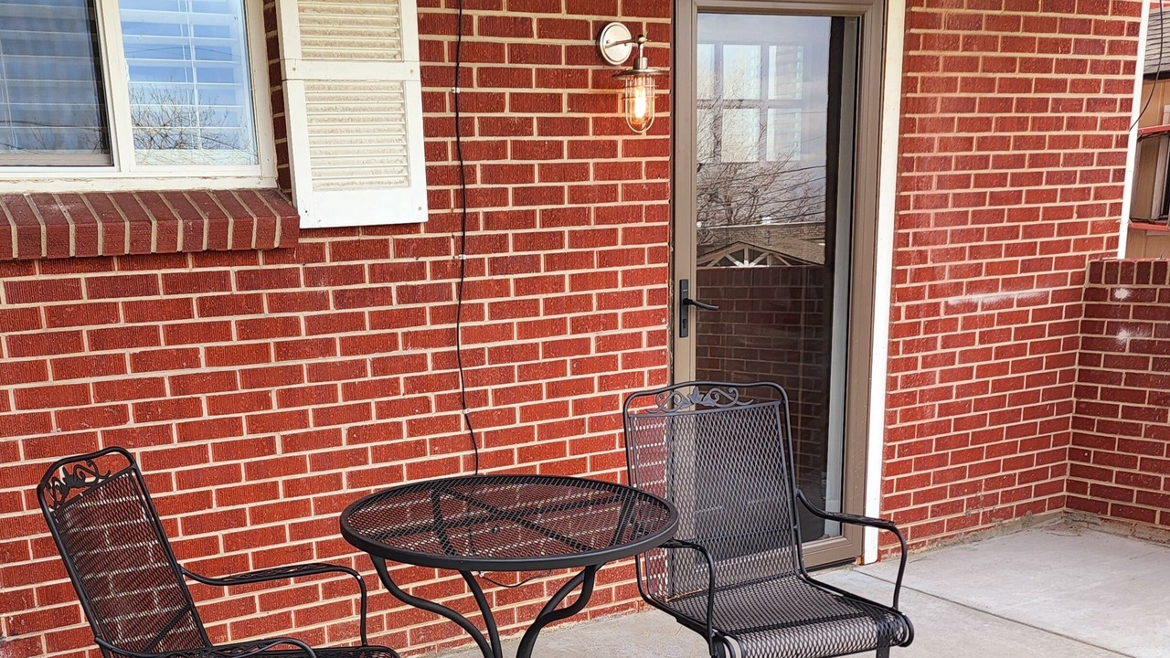 Photo of Outdoor in Applewood West