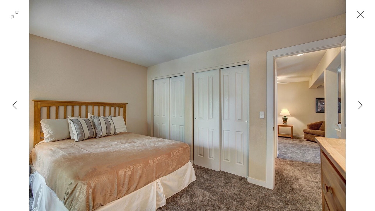 Photo of Bedroom in Summit Cove
