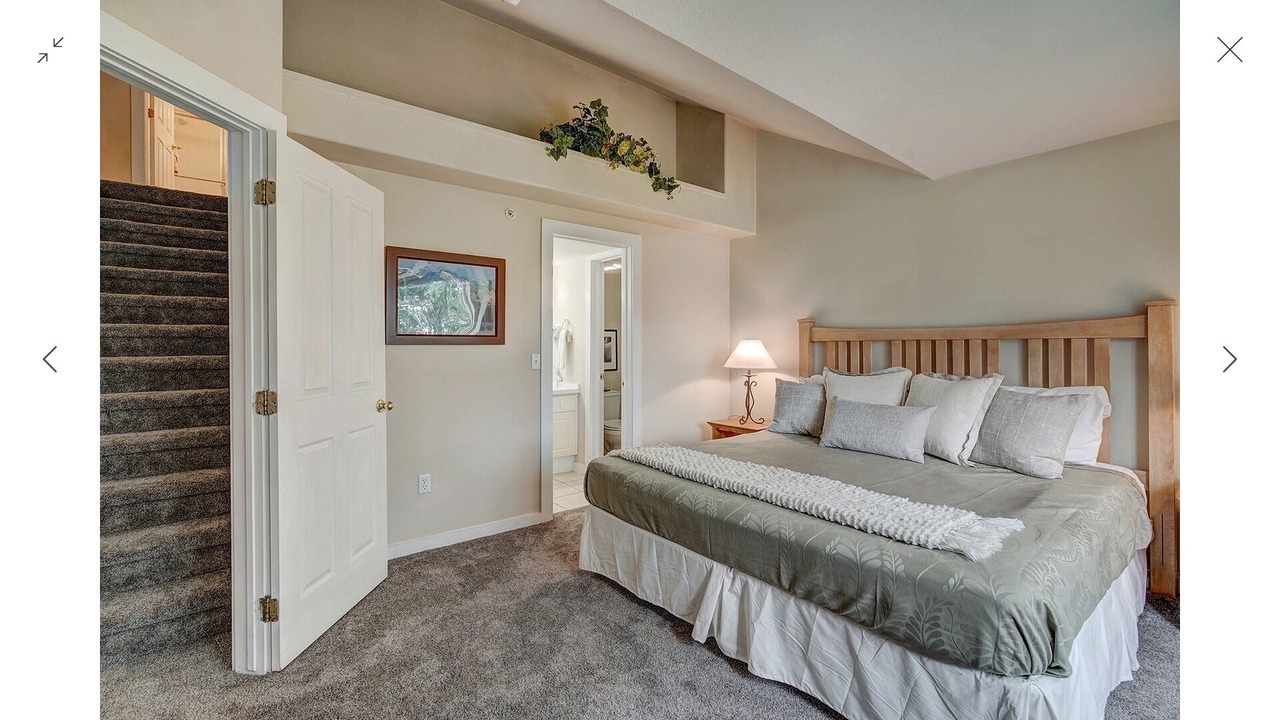 Photo of Bedroom in Summit Cove