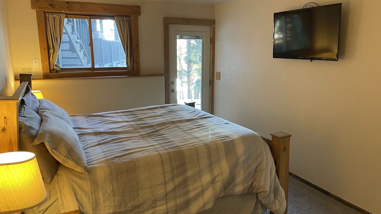 Photo of Bedroom in Breckenridge Heights