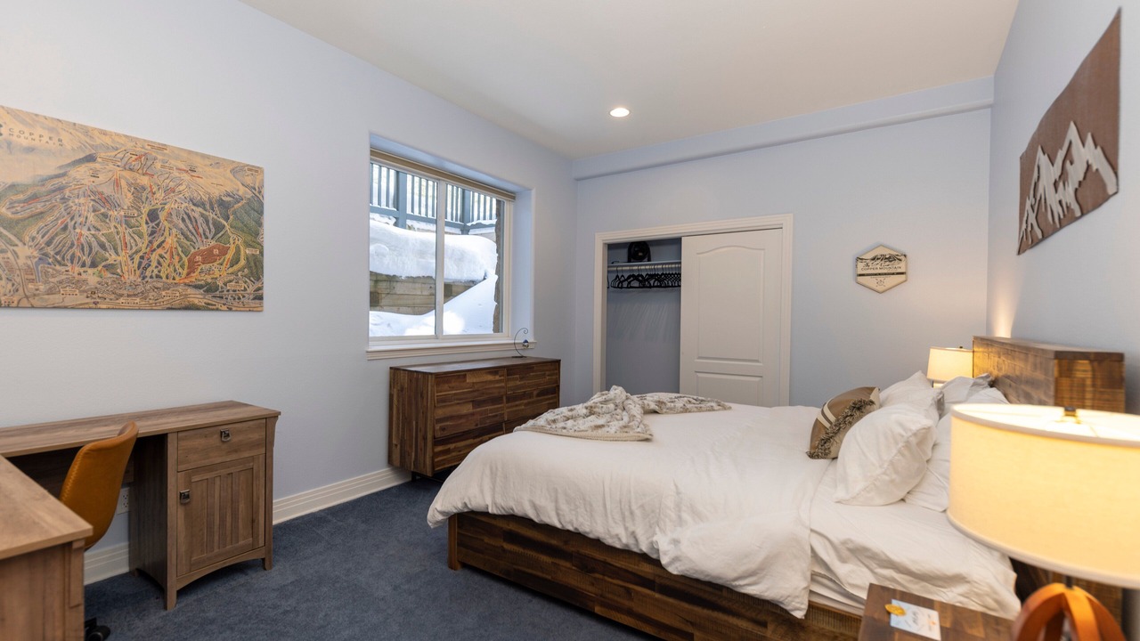 Photo of Bedroom in Historic District