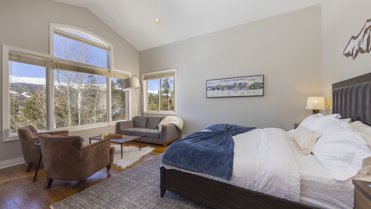 Photo of Bedroom in Historic District