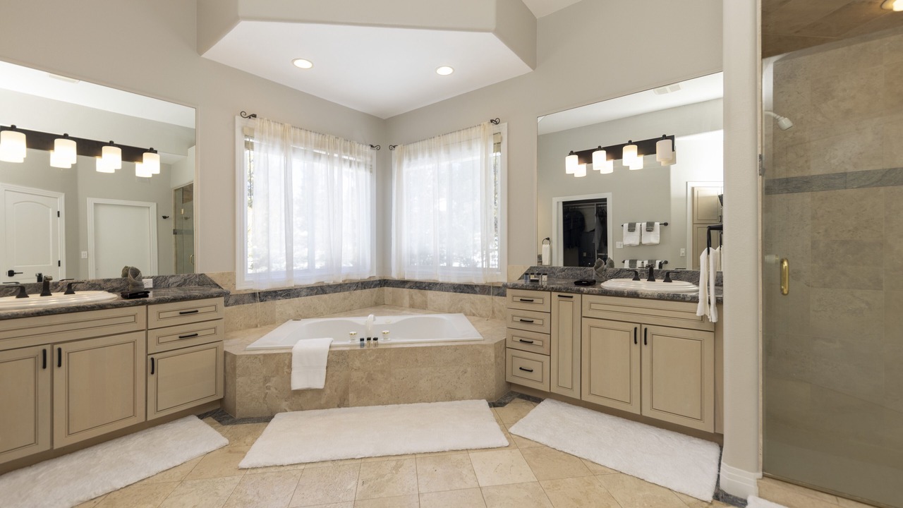 Photo of Bathroom in Historic District