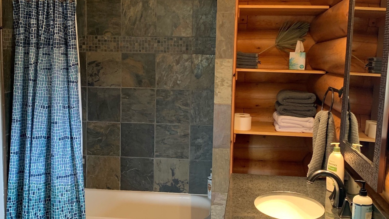 Photo of Bathroom in Mesa