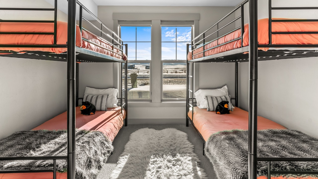 Photo of Bedroom in Grand Elk Ranch