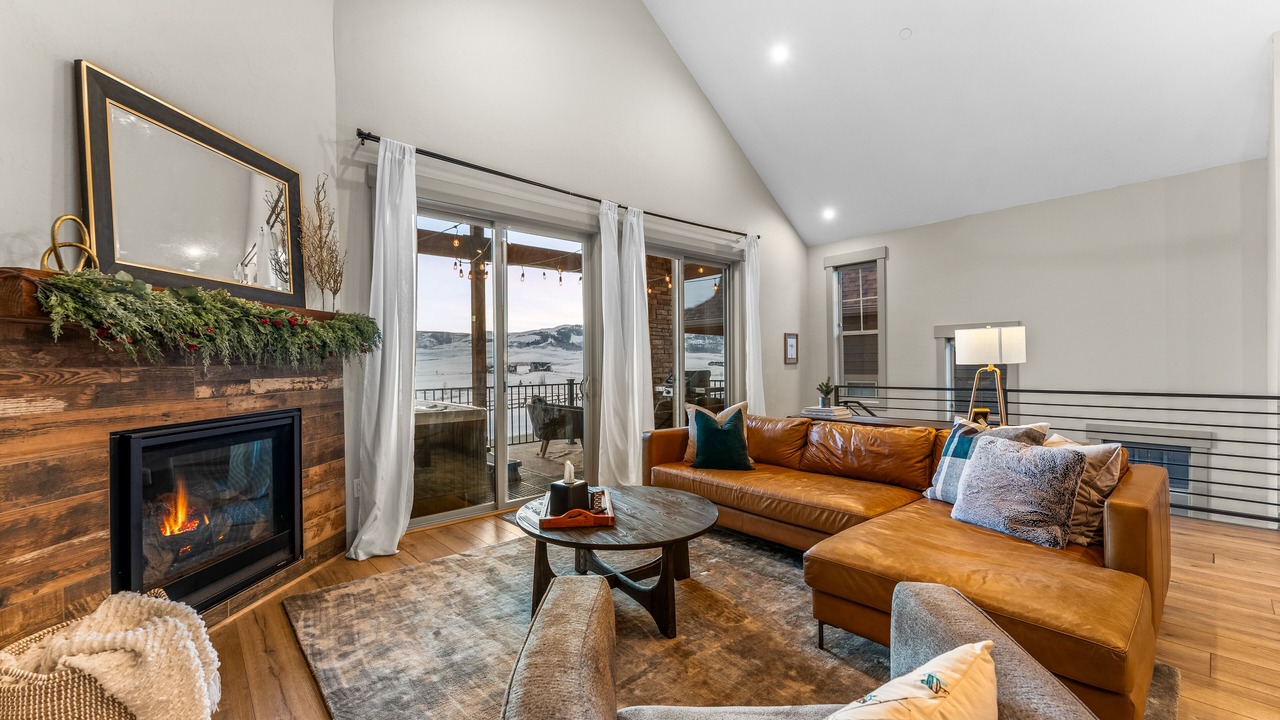 Photo of Livingroom in Grand Elk Ranch