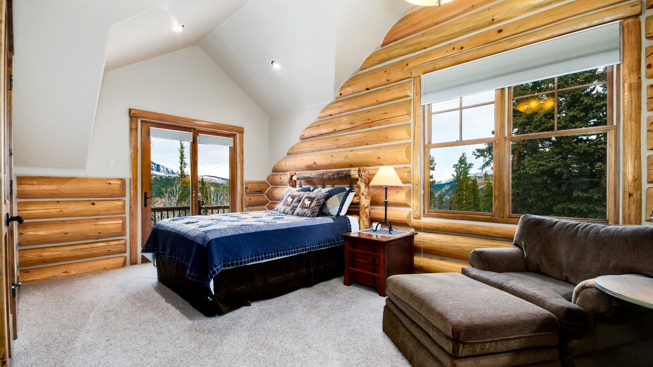 Photo of Patio Balcony in Quandary Village