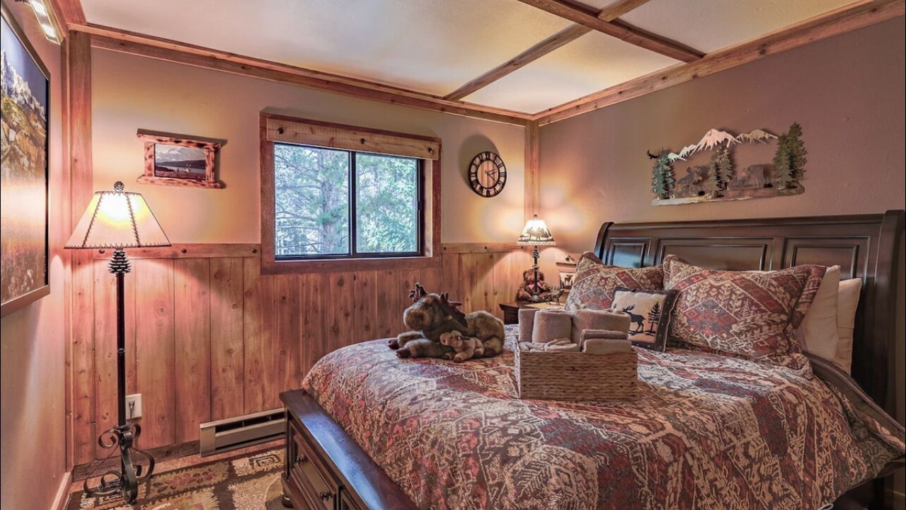 Photo of Bedroom in Saint Mary's