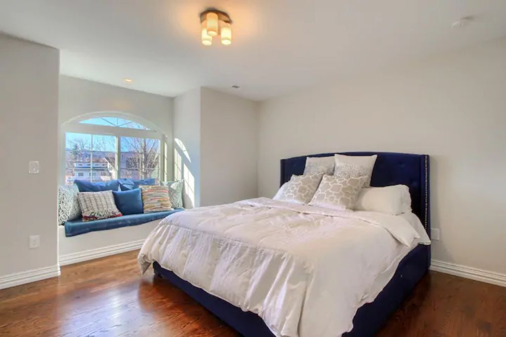 Photo of Bedroom in Ken Caryl