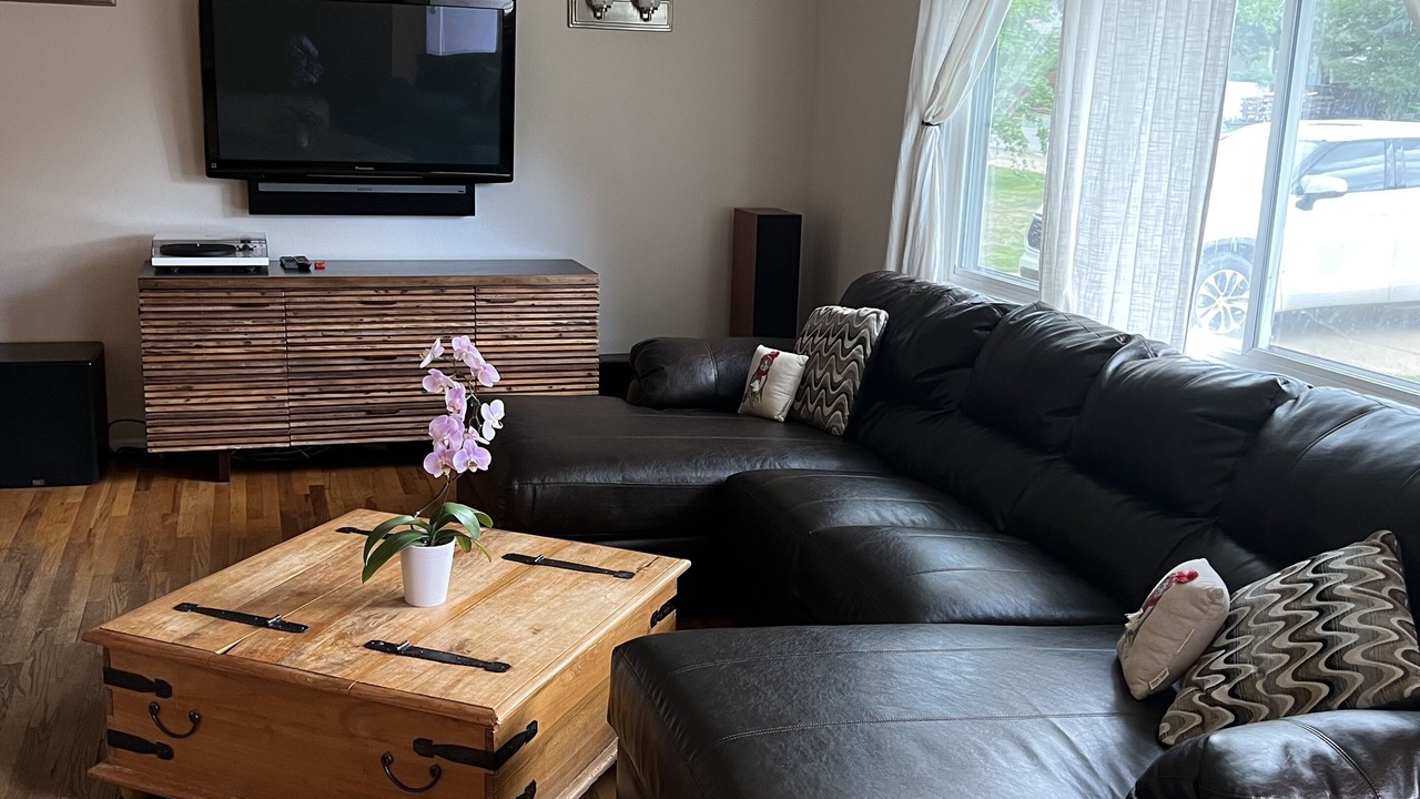 Photo of Livingroom in Rural North Boulder