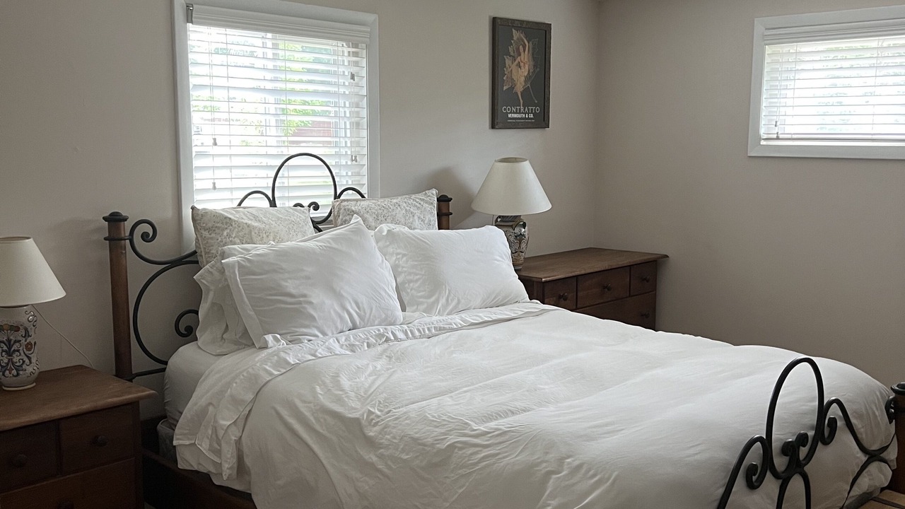 Photo of Bedroom in Rural North Boulder