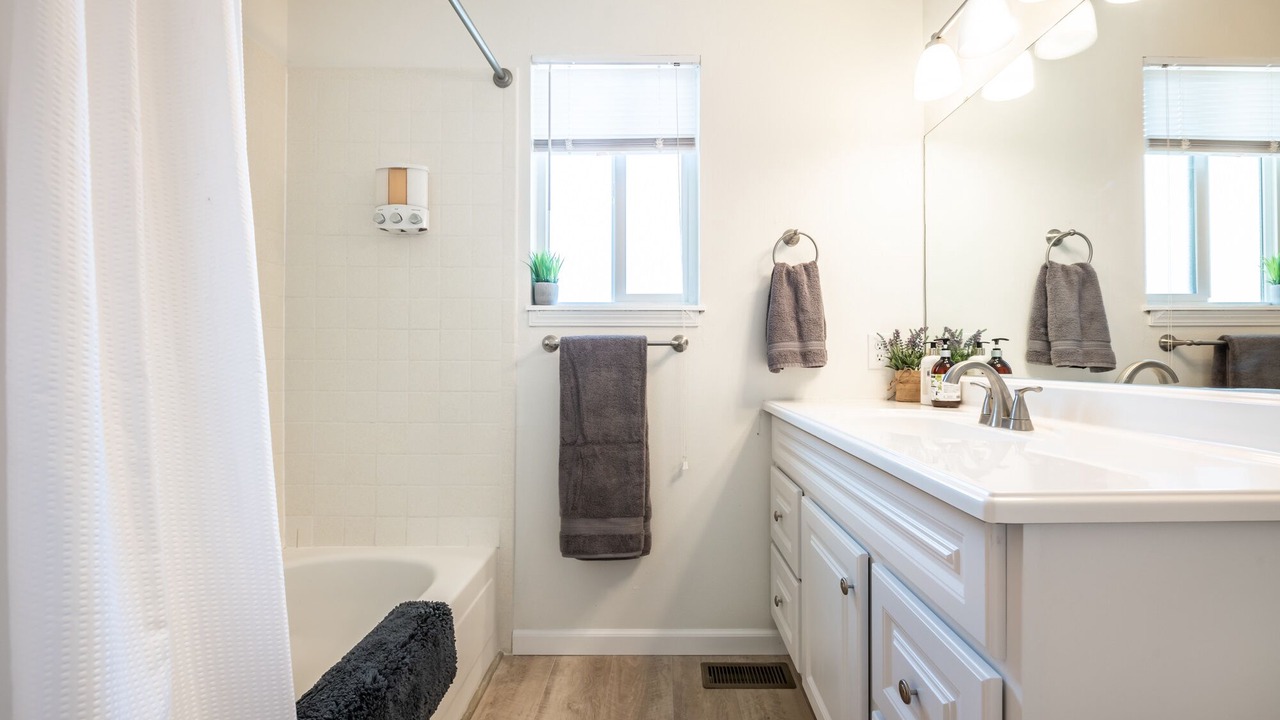 Photo of Bathroom in Cimarron Hills
