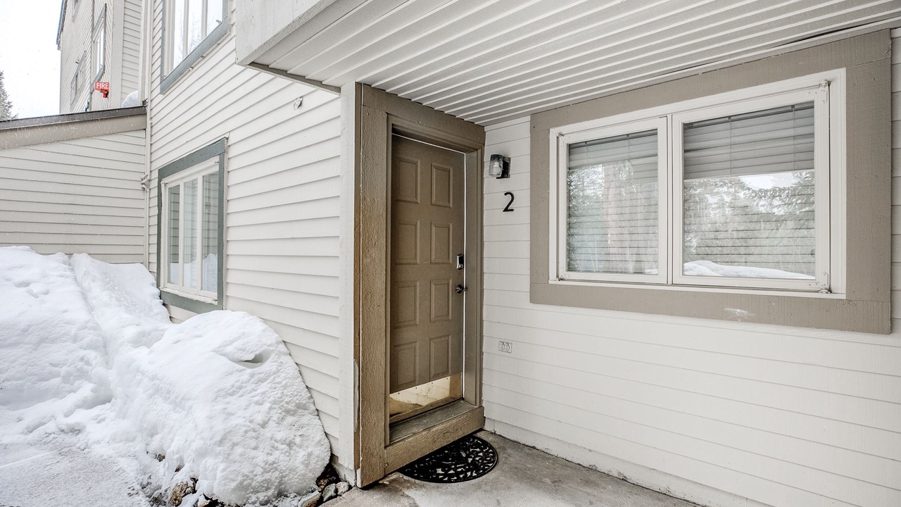 Photo of Outdoor in Peak 8