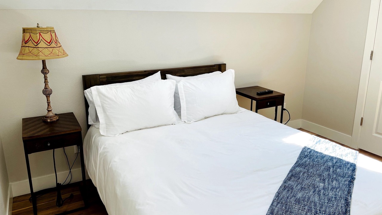 Photo of Bedroom in Cole