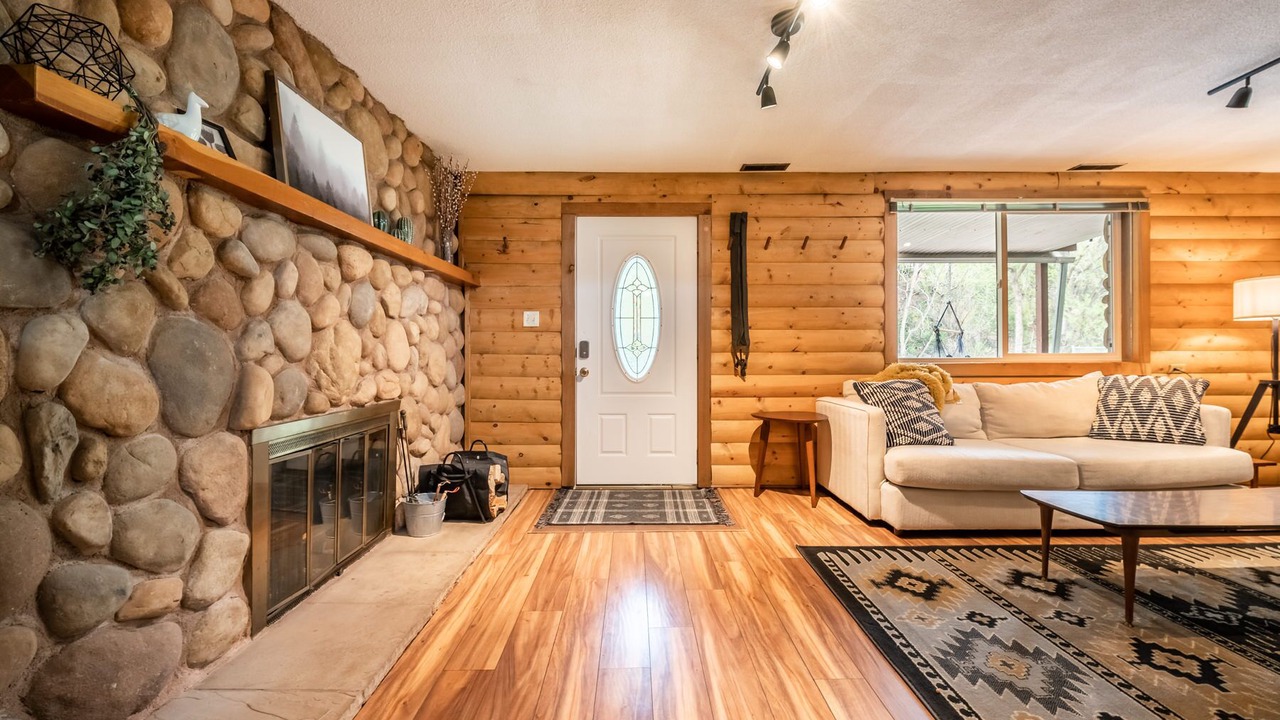 Photo of Livingroom in Cascade-Chipita Park