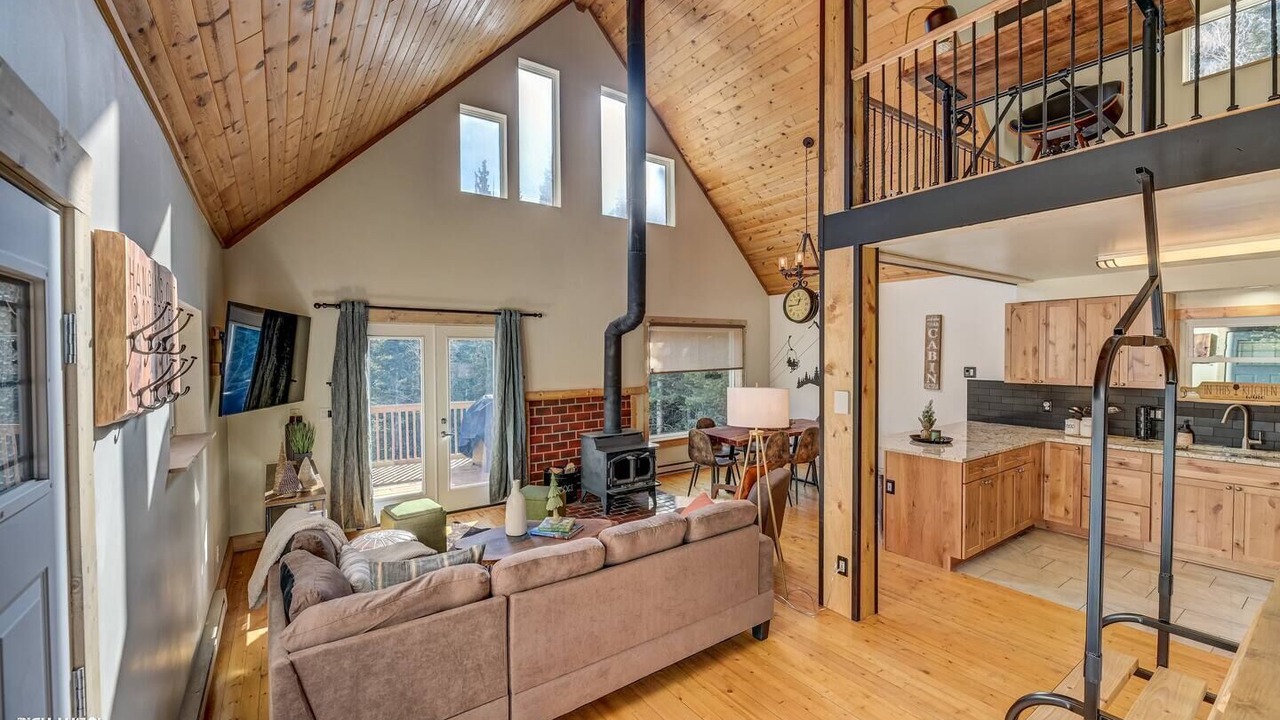 Photo of Bedroom in Alma