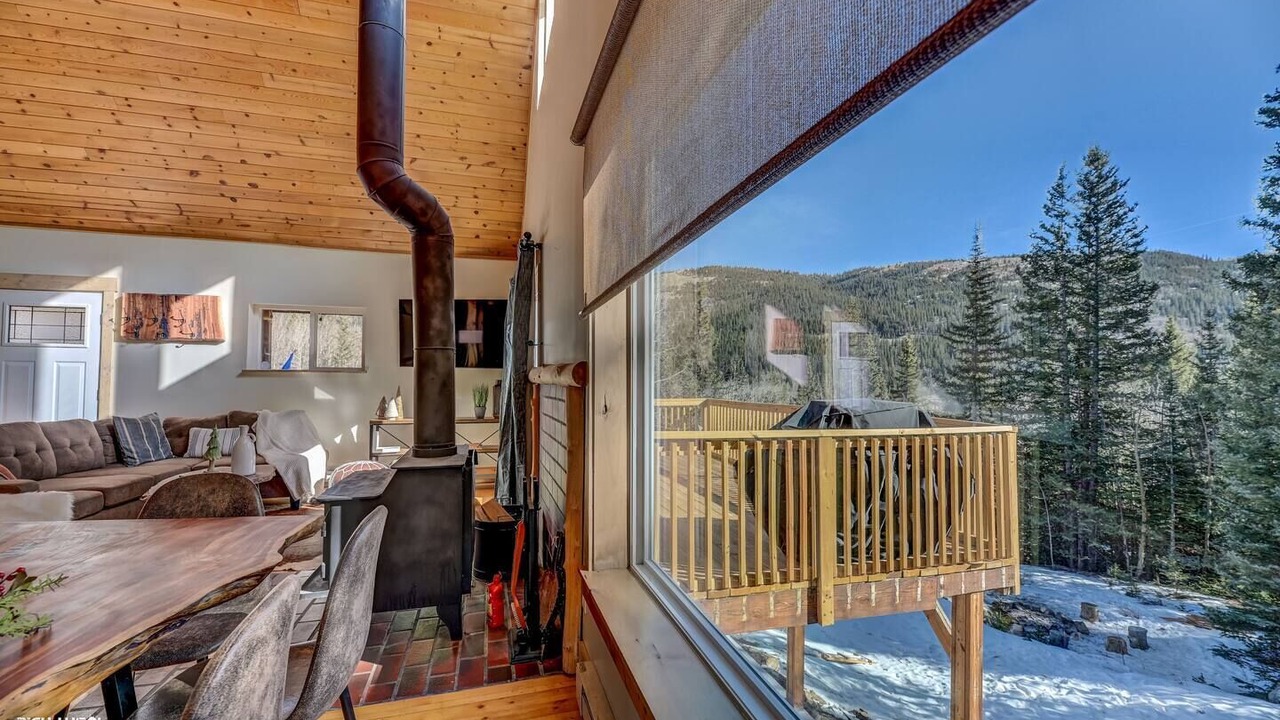 Photo of Bedroom in Alma