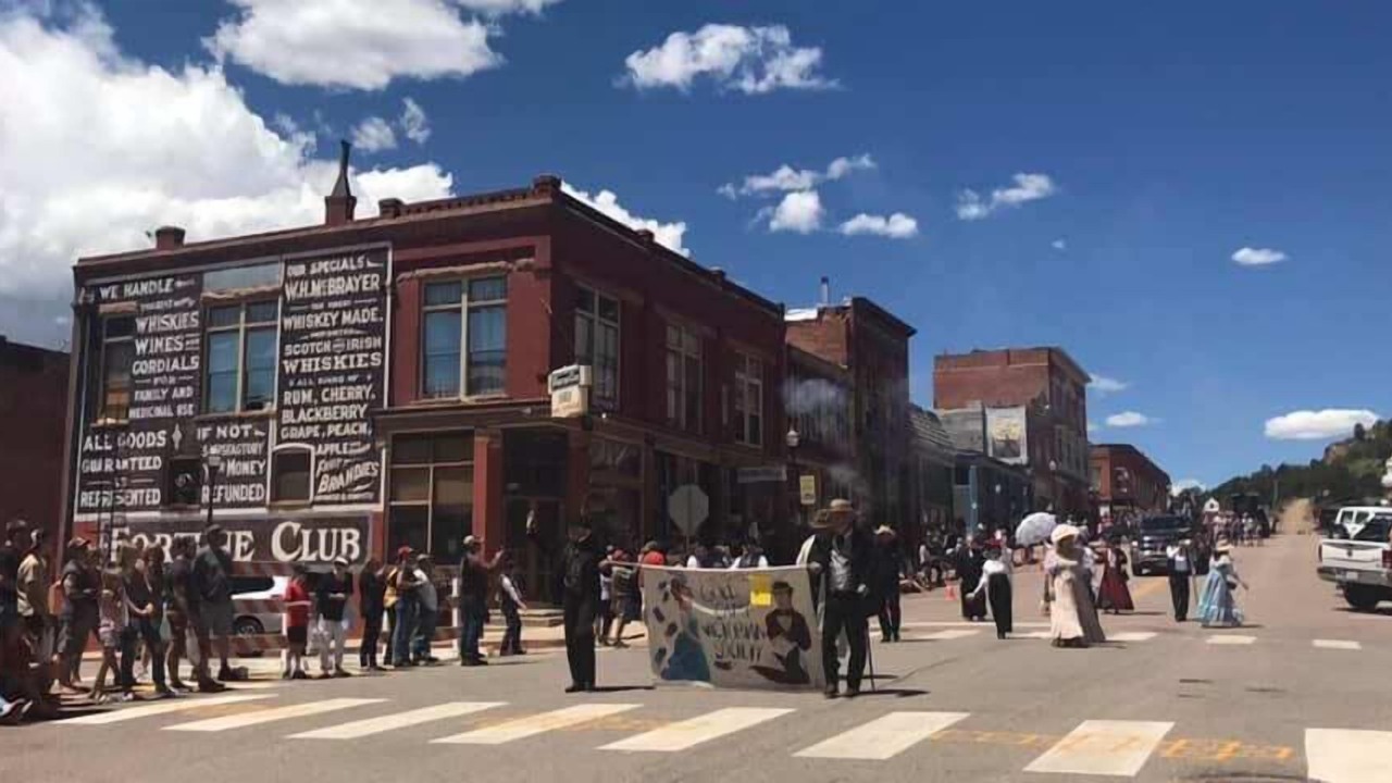 Photo of Others in Victor