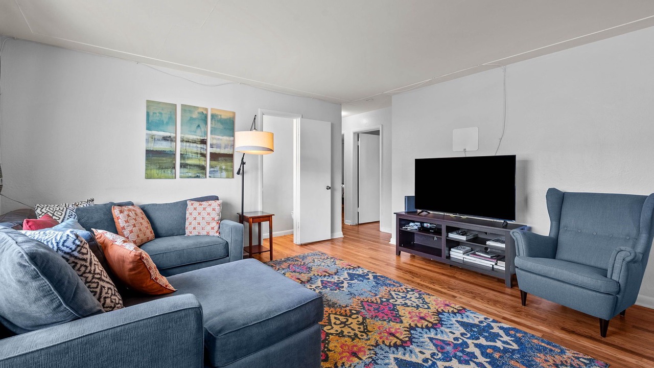 Photo of Livingroom in Lakewood