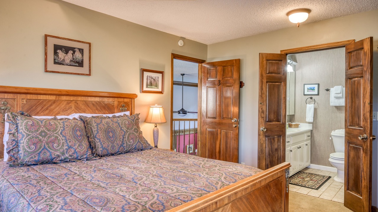 Photo of Bedroom in South Fork