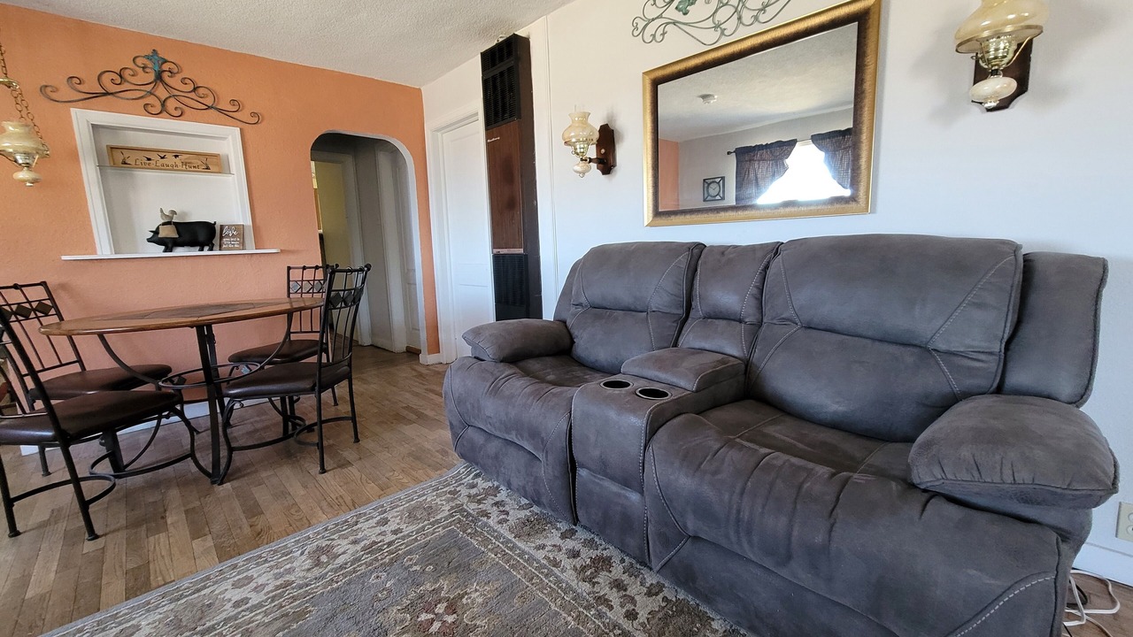 Photo of Livingroom in Wiley