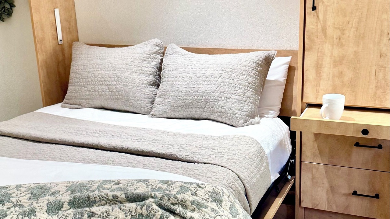 Photo of Bedroom in Purgatory