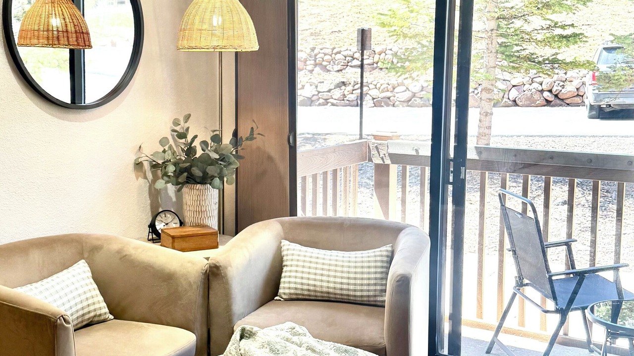 Photo of Livingroom in Purgatory