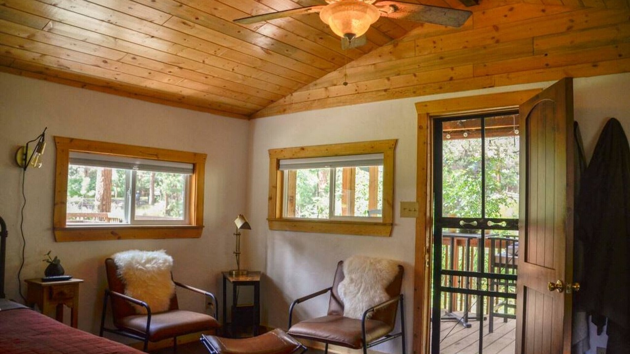Photo of Bedroom in Drake