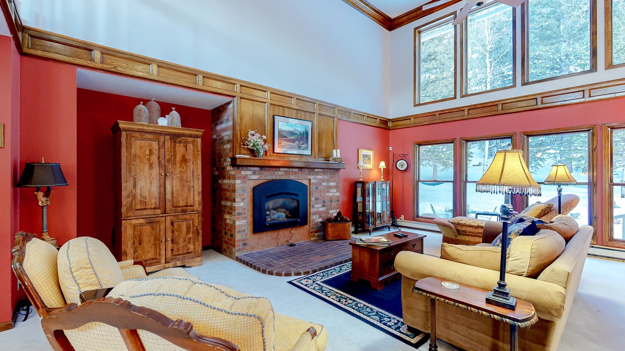 Photo of Livingroom in South Fork