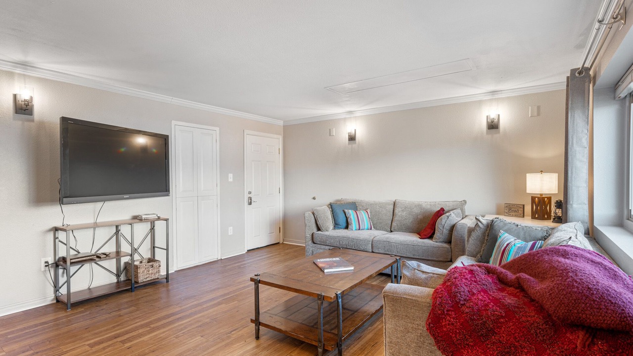 Photo of Livingroom in Loveland