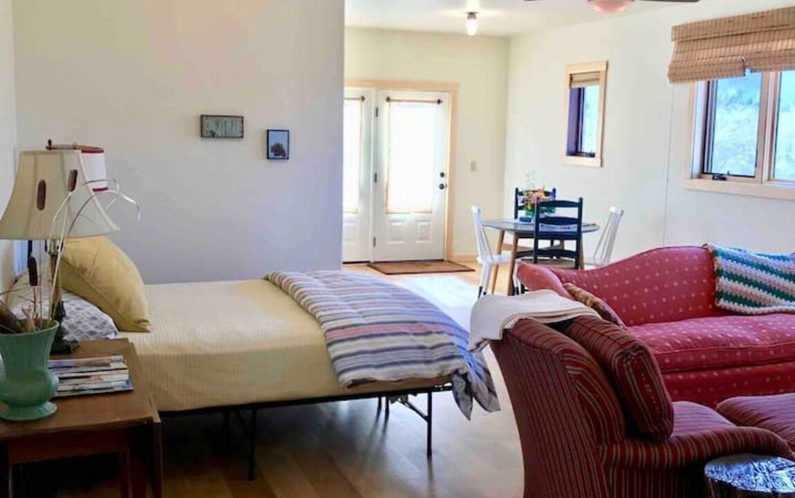Photo of Bedroom in Hermosa