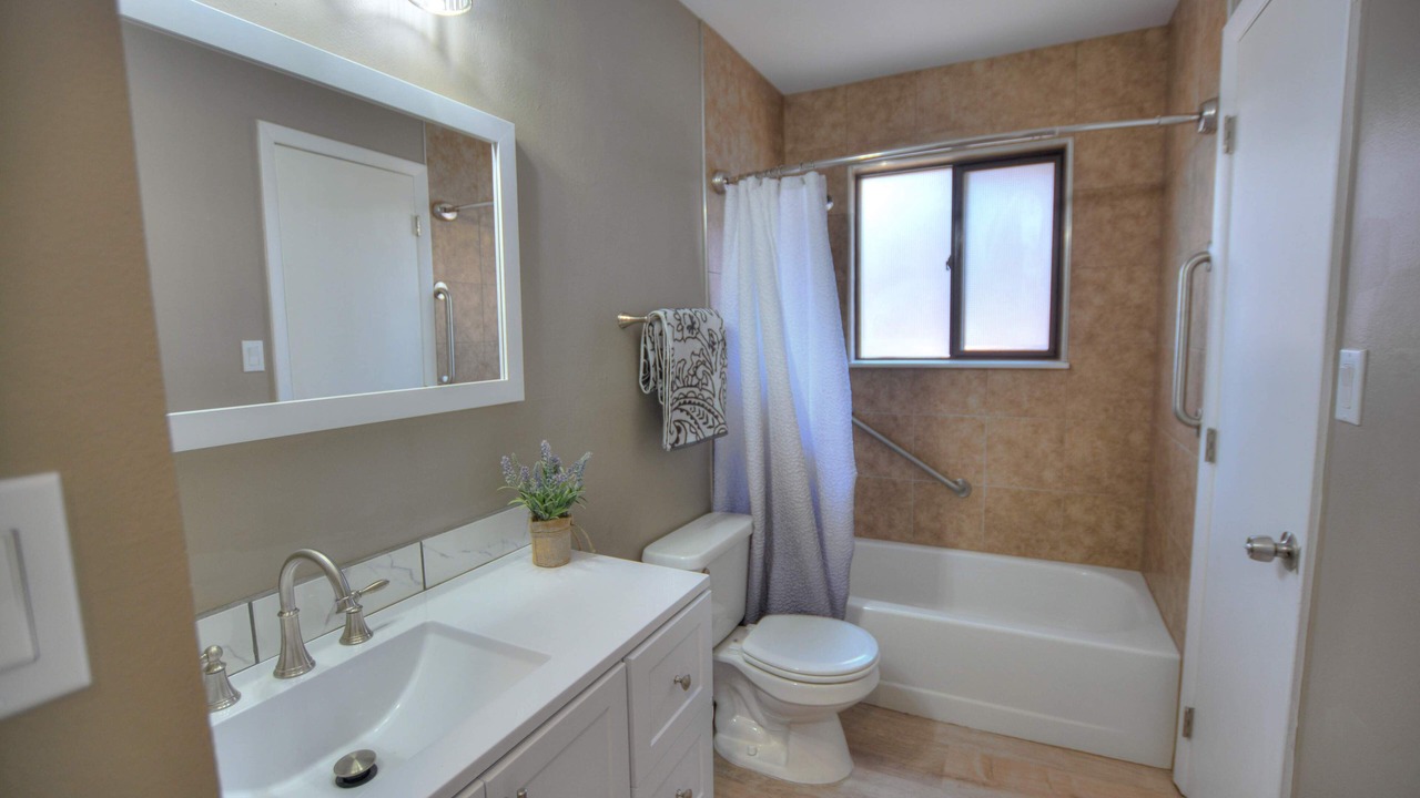 Photo of Bathroom in Old North End