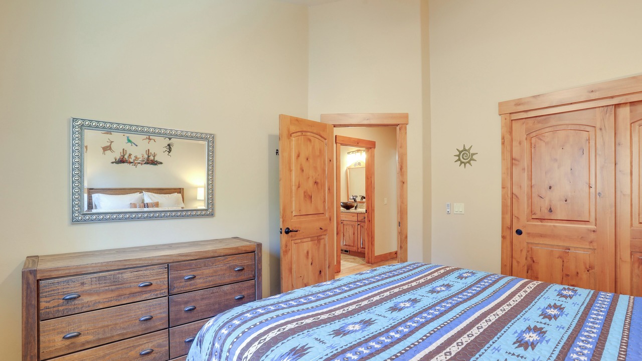 Photo of Bedroom in Twin Creek Village
