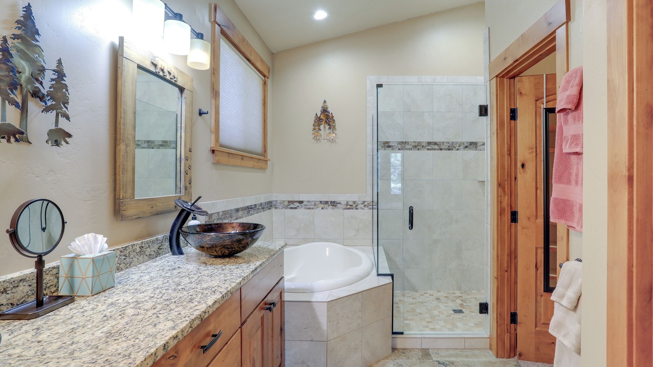 Photo of Bathroom in Twin Creek Village