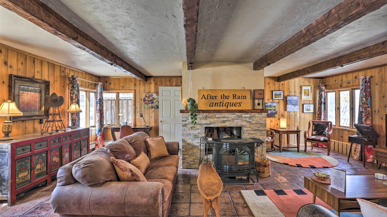 Photo of Bedroom in Twin Lakes