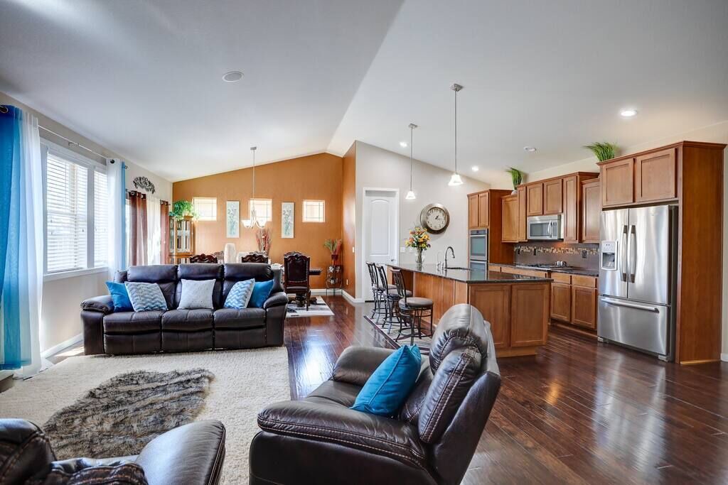 Photo of Livingroom in Commerce City