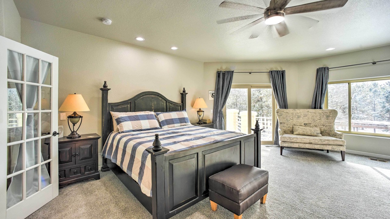 Photo of Livingroom in Colorado Springs