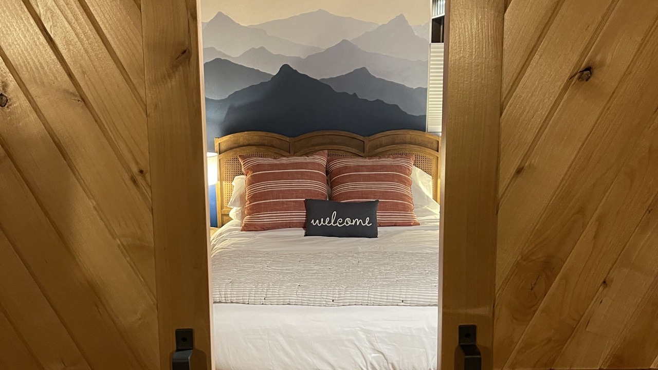 Photo of Bedroom in Cascade