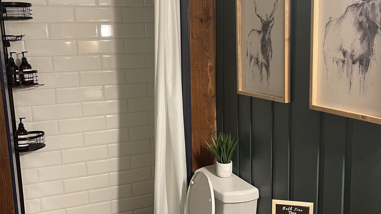 Photo of Bathroom in Cascade