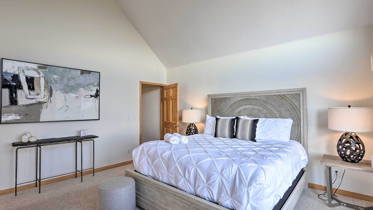 Photo of Bedroom in Evergreen