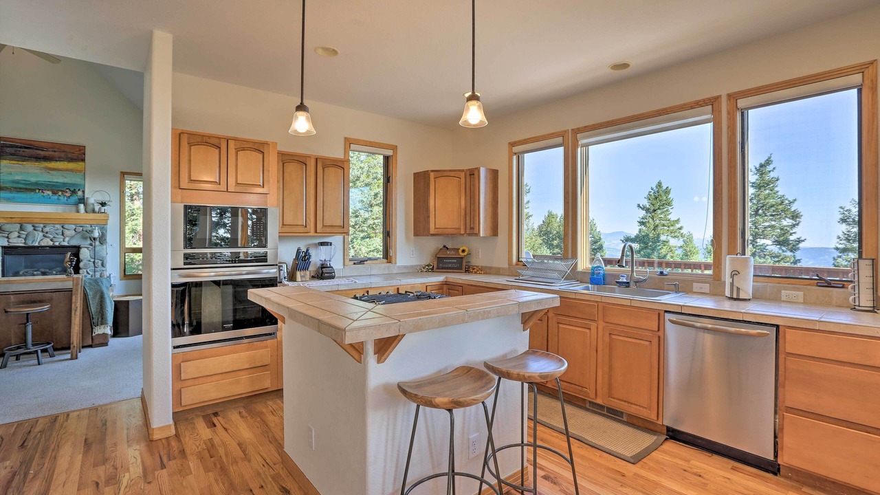 Photo of Kitchen in Evergreen