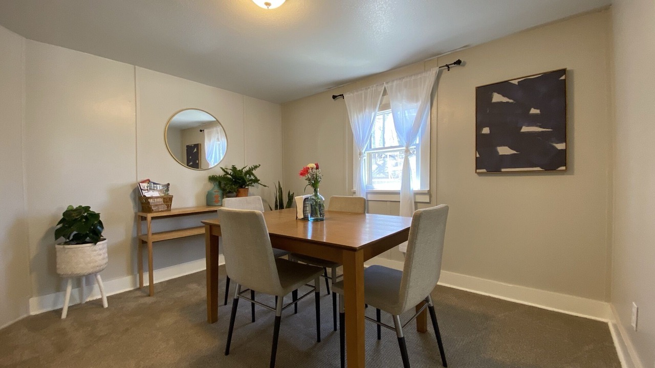 Photo of Livingroom in Old Prospect