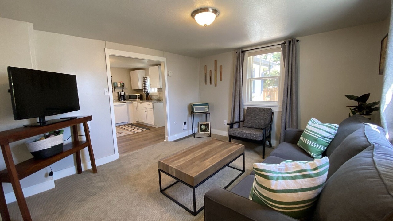 Photo of Livingroom in Old Prospect