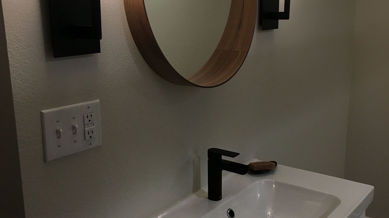 Photo of Bathroom in Sloan Lake