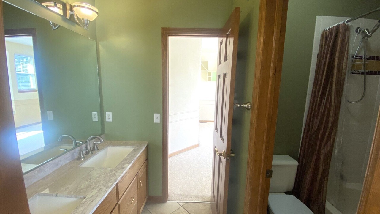 Photo of Bathroom in Castle Pines North
