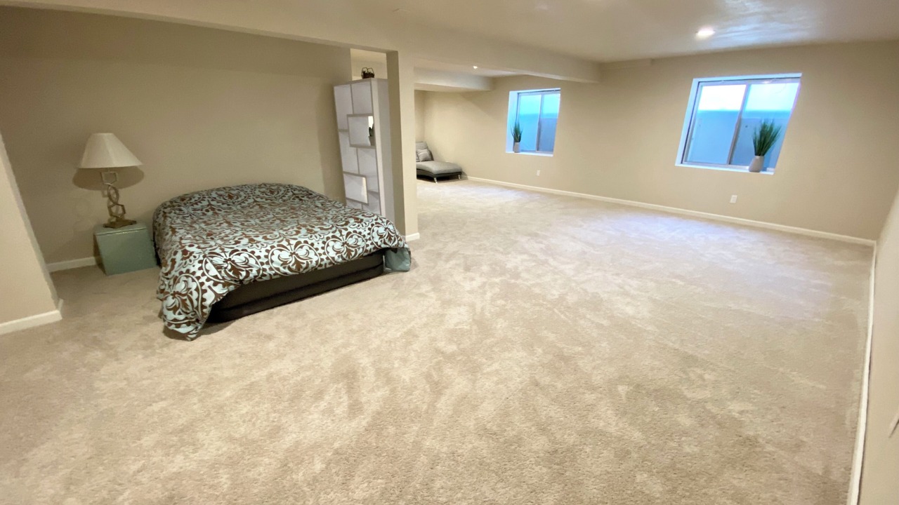 Photo of Bedroom in Castle Pines North