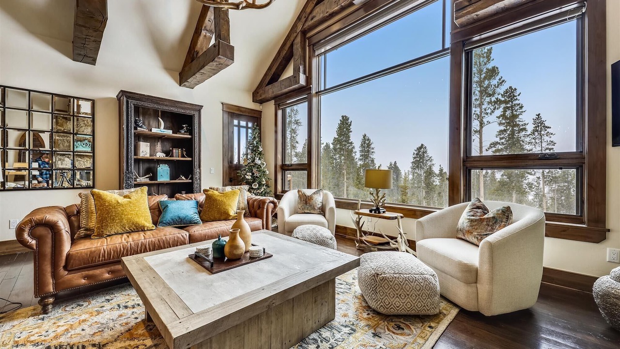 Photo of Bedroom in Forest Hills