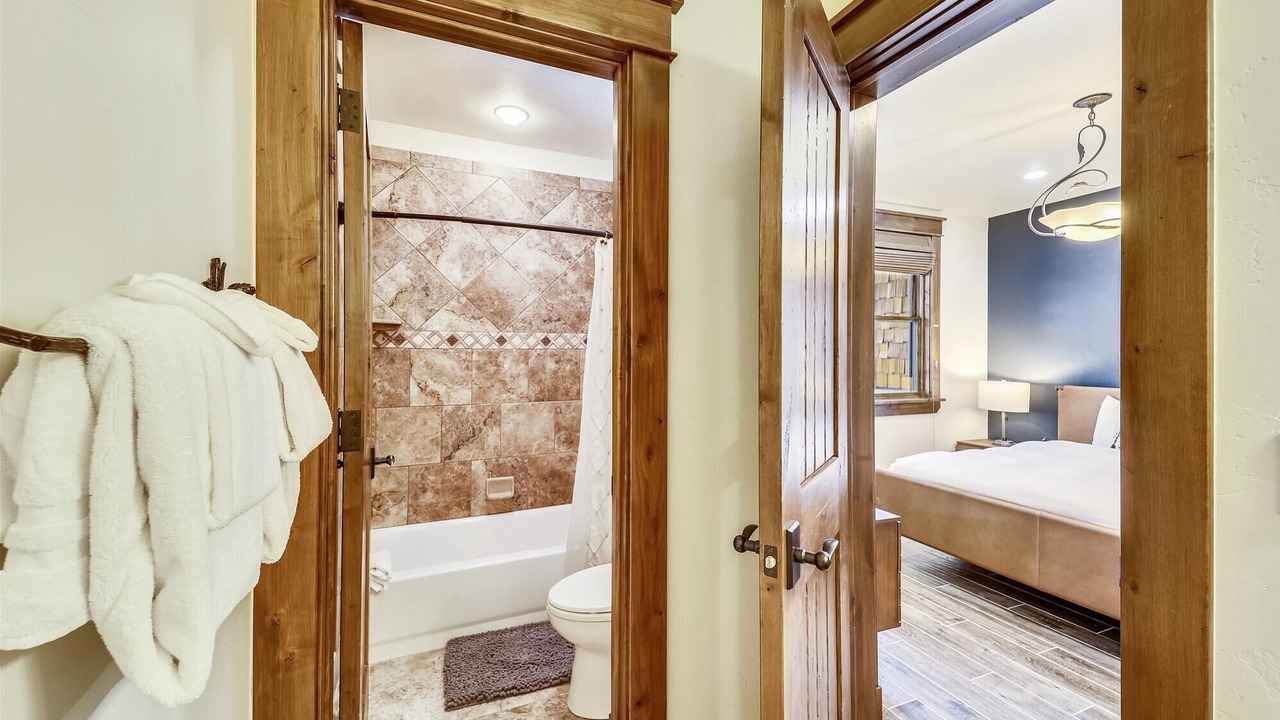 Photo of Bathroom in Forest Hills