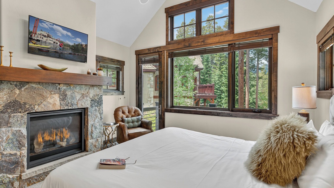 Photo of Livingroom in Boulder Ridge