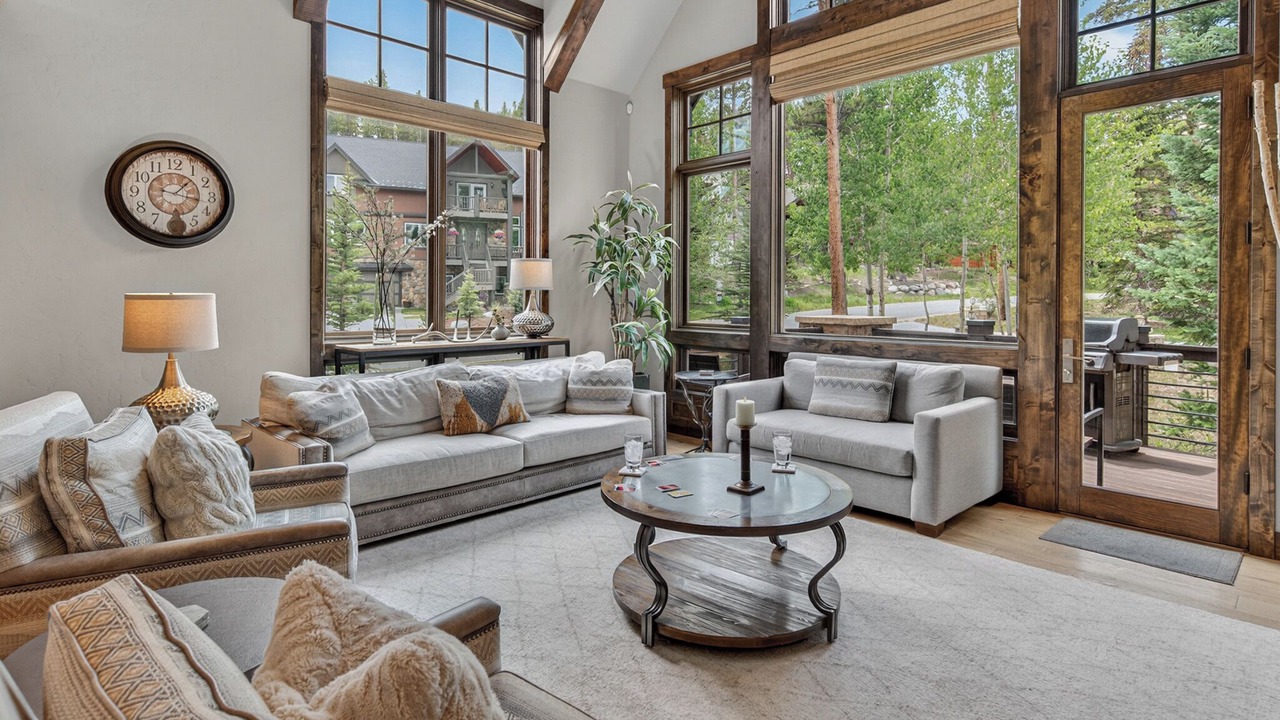 Photo of Livingroom in Boulder Ridge